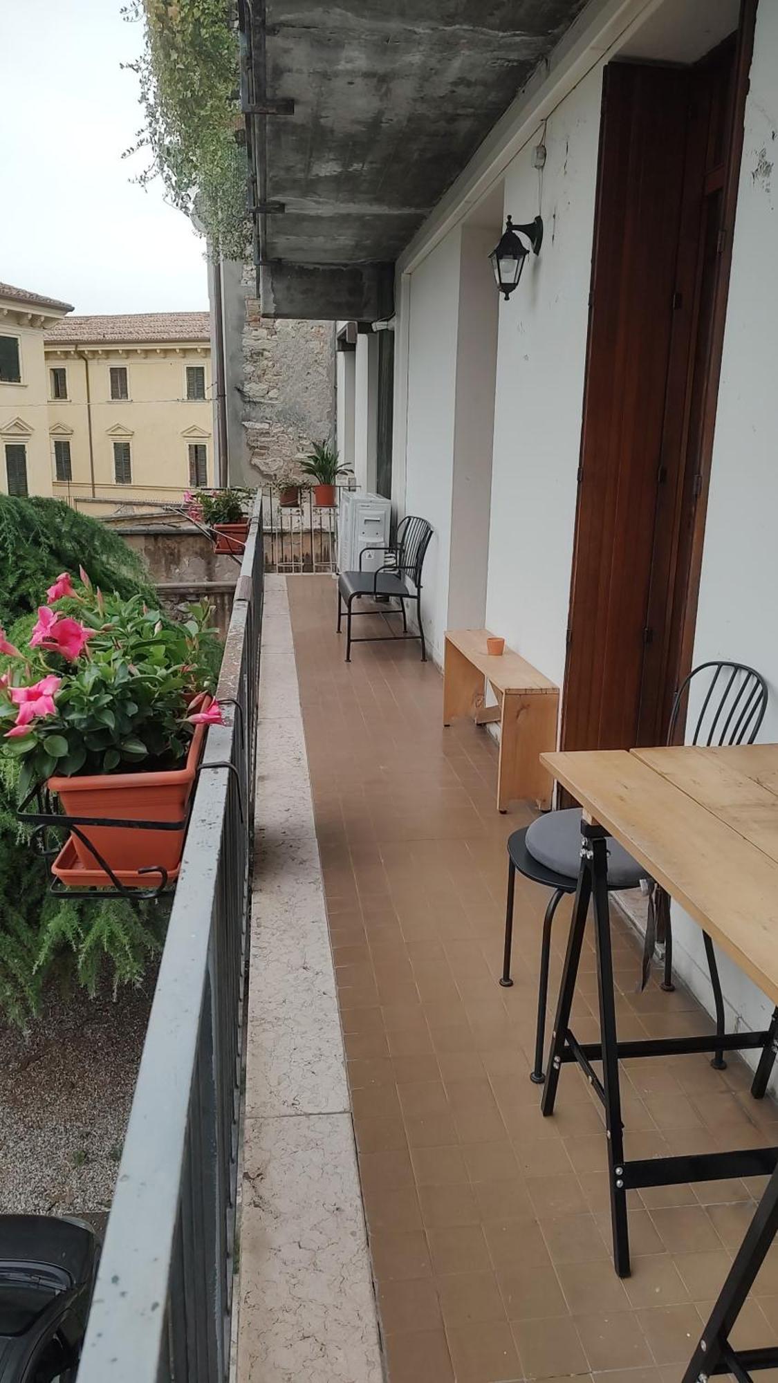 Verona Relax & Stay Apartments Esterno foto