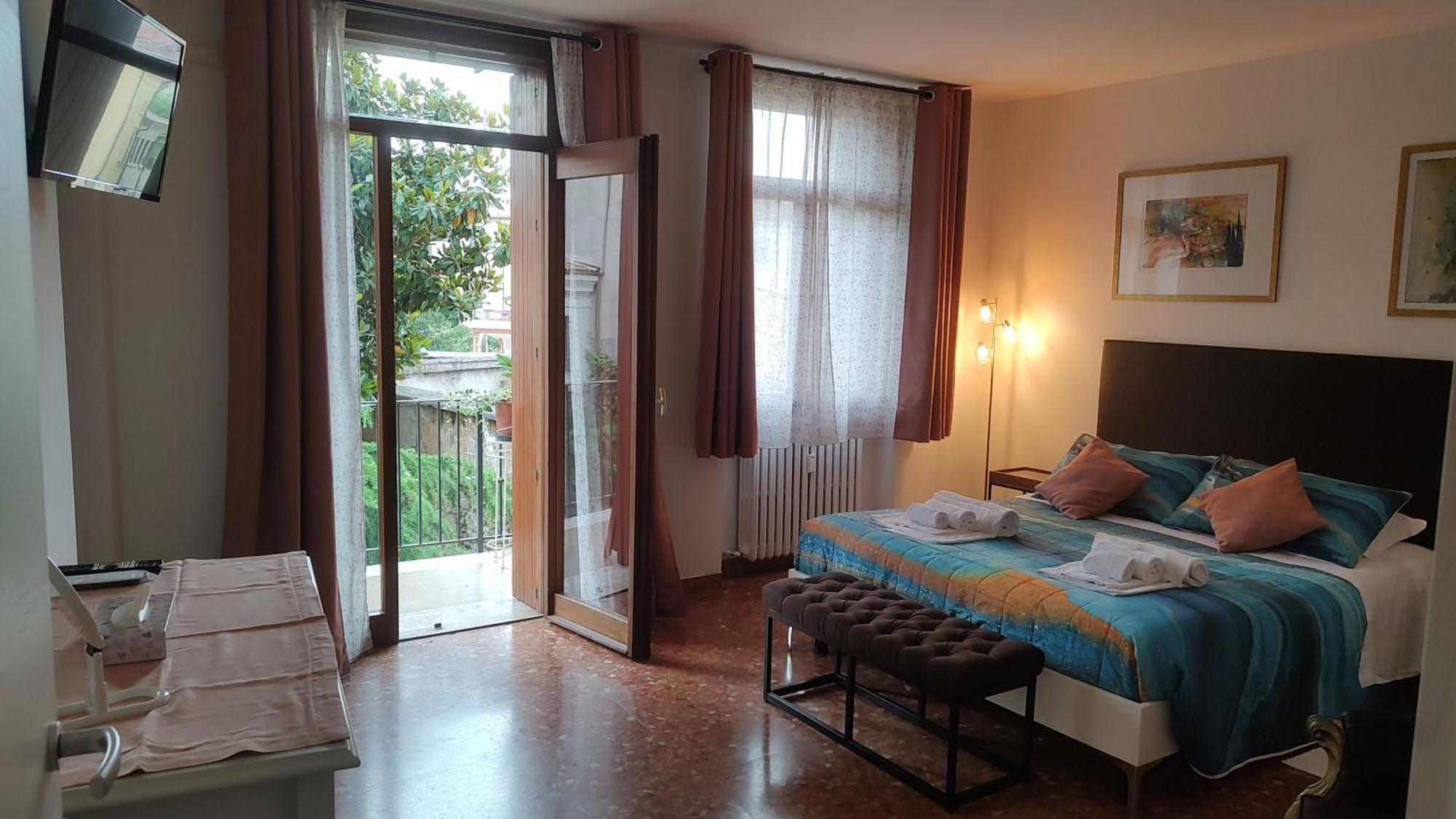 Verona Relax & Stay Apartments Esterno foto